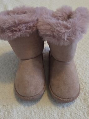Girls' Pink Faux Fur Winter Boots